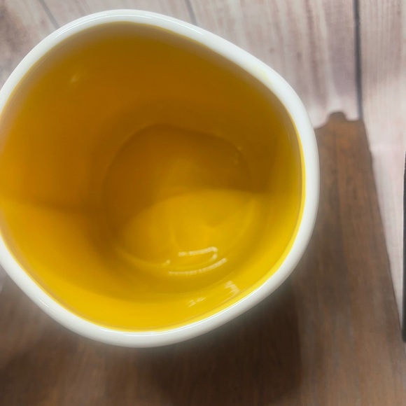 -New- Rae Dunn mug Bumble - Picture 3 of 5